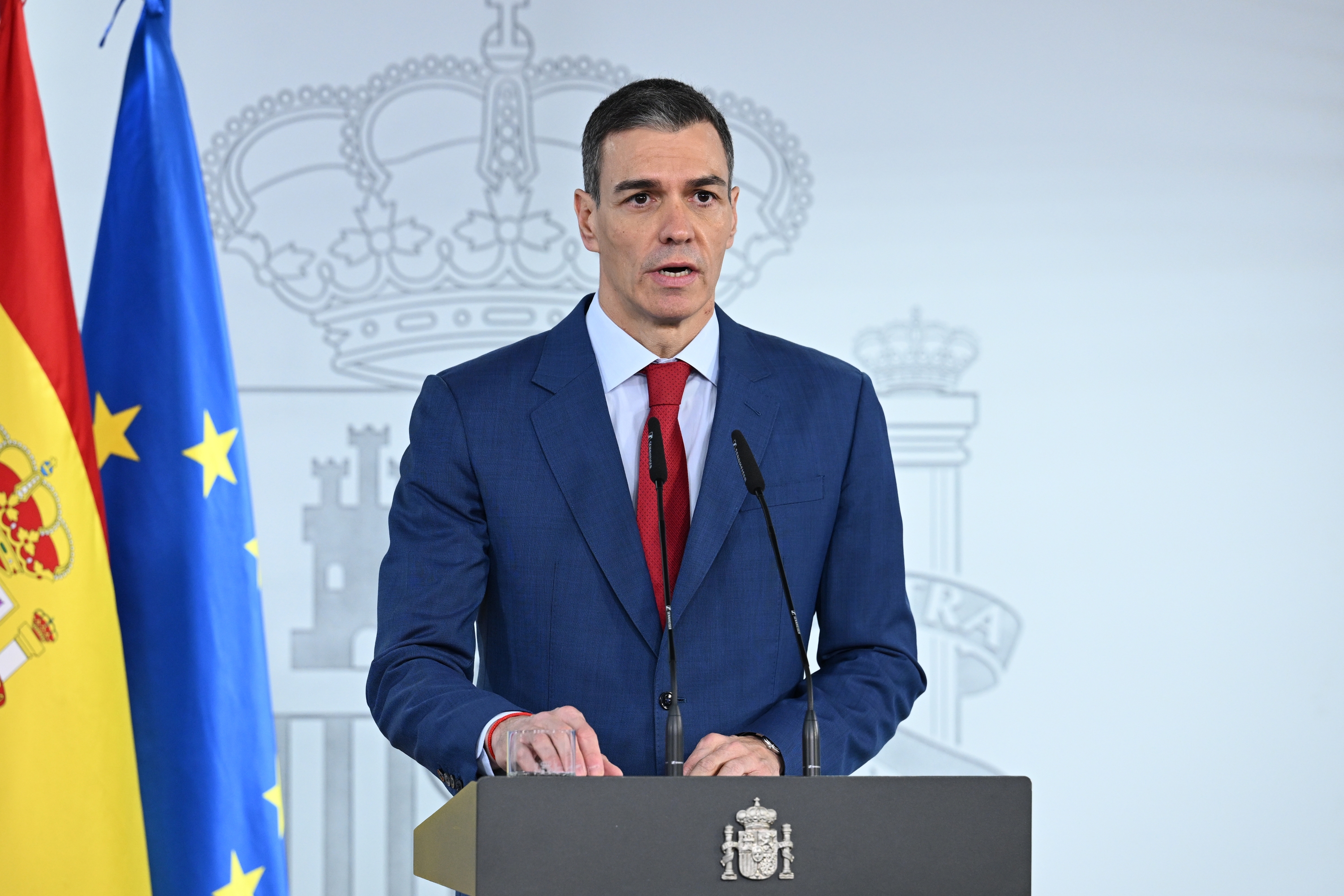 Pedro Sanchez gaur, Moncloa jauregian. BORJA PUIG DE LA BELLACASA / EFE