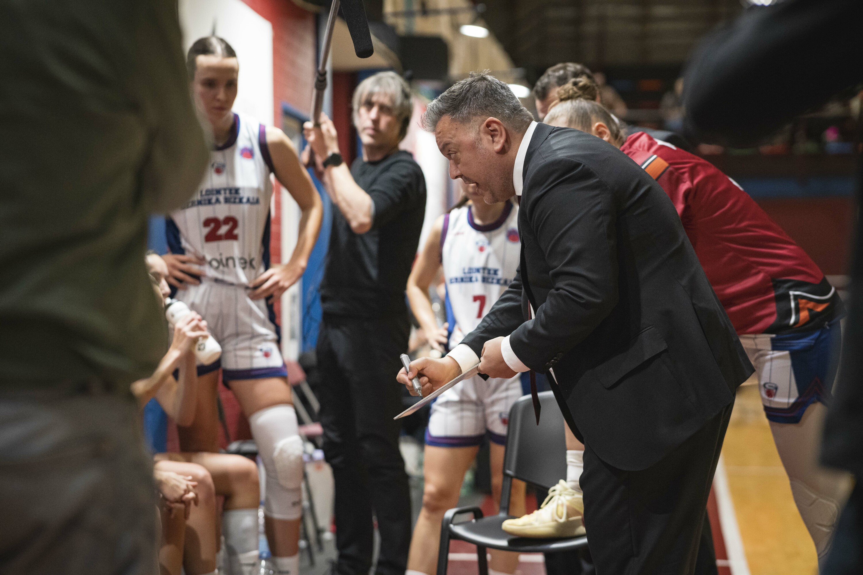 LUCAS FERNANDEZ. ARITZ LOIOLA / FOKU