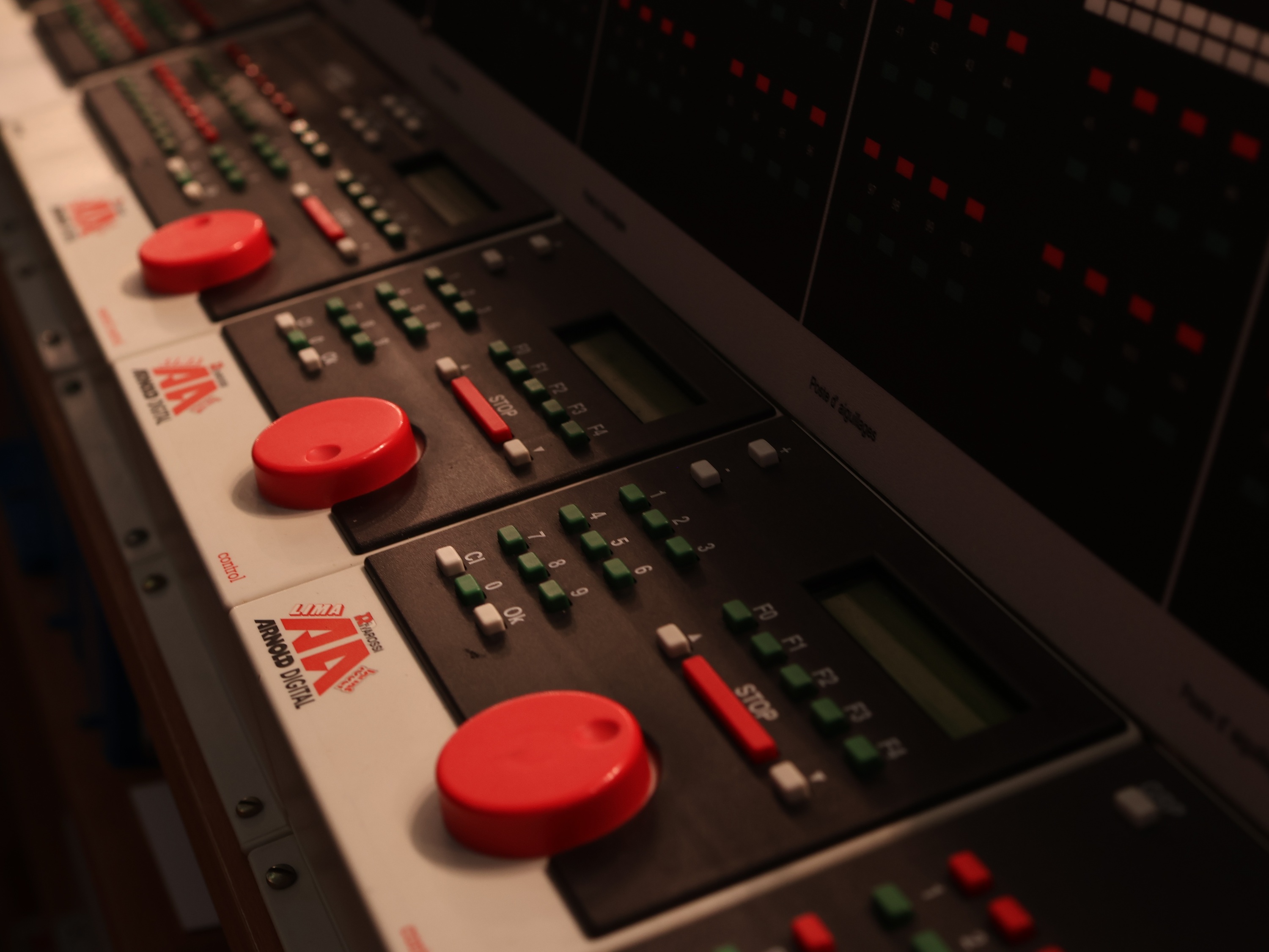 Angeluko Hesteko tren ttipia aitzinarazteko botoiak. PATXI BERHOUET