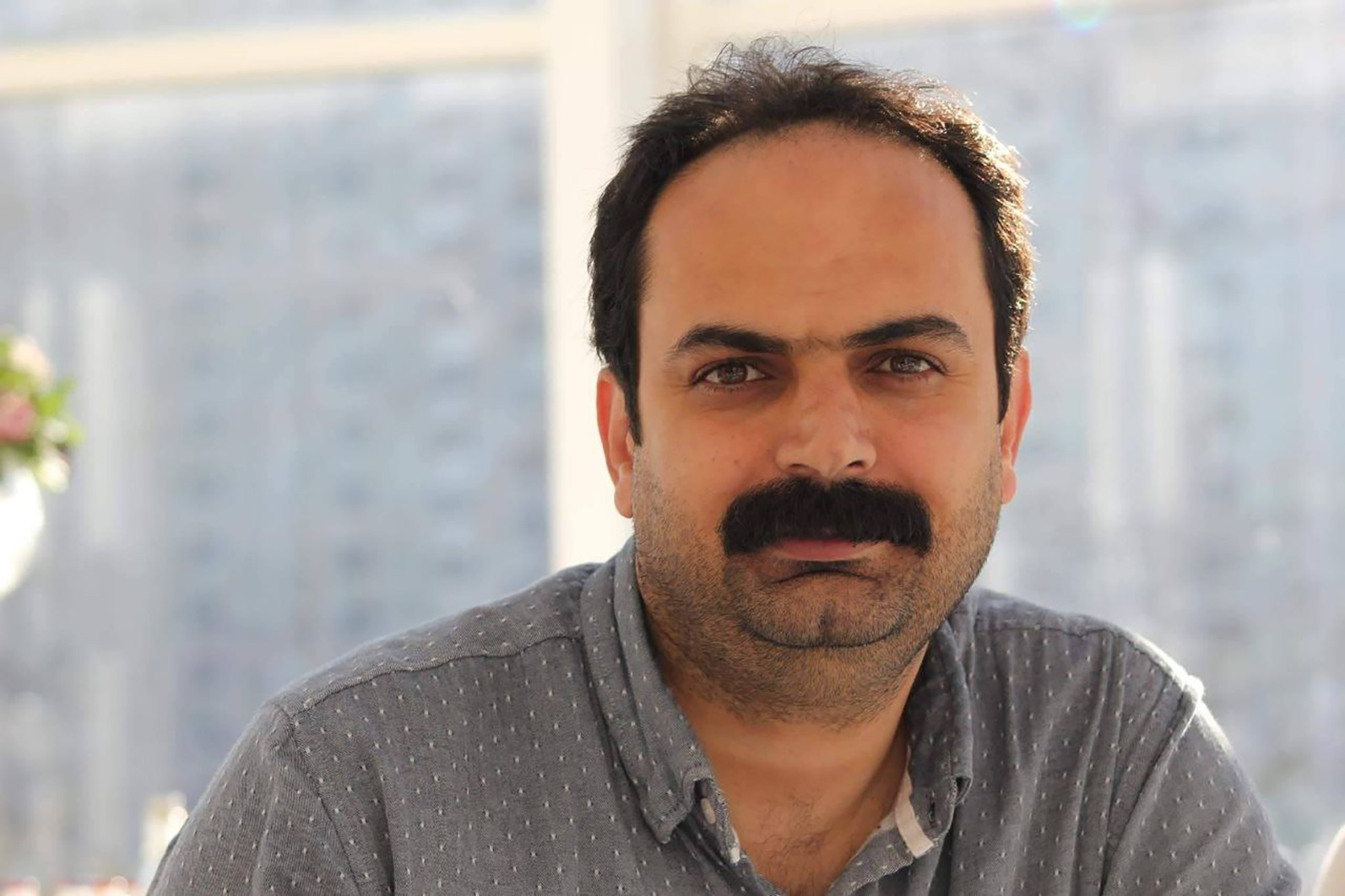 Zagros Endergari, Kurdistanen Libre Bizitzearen Aldeko Alderdiko kidea. BERRIA