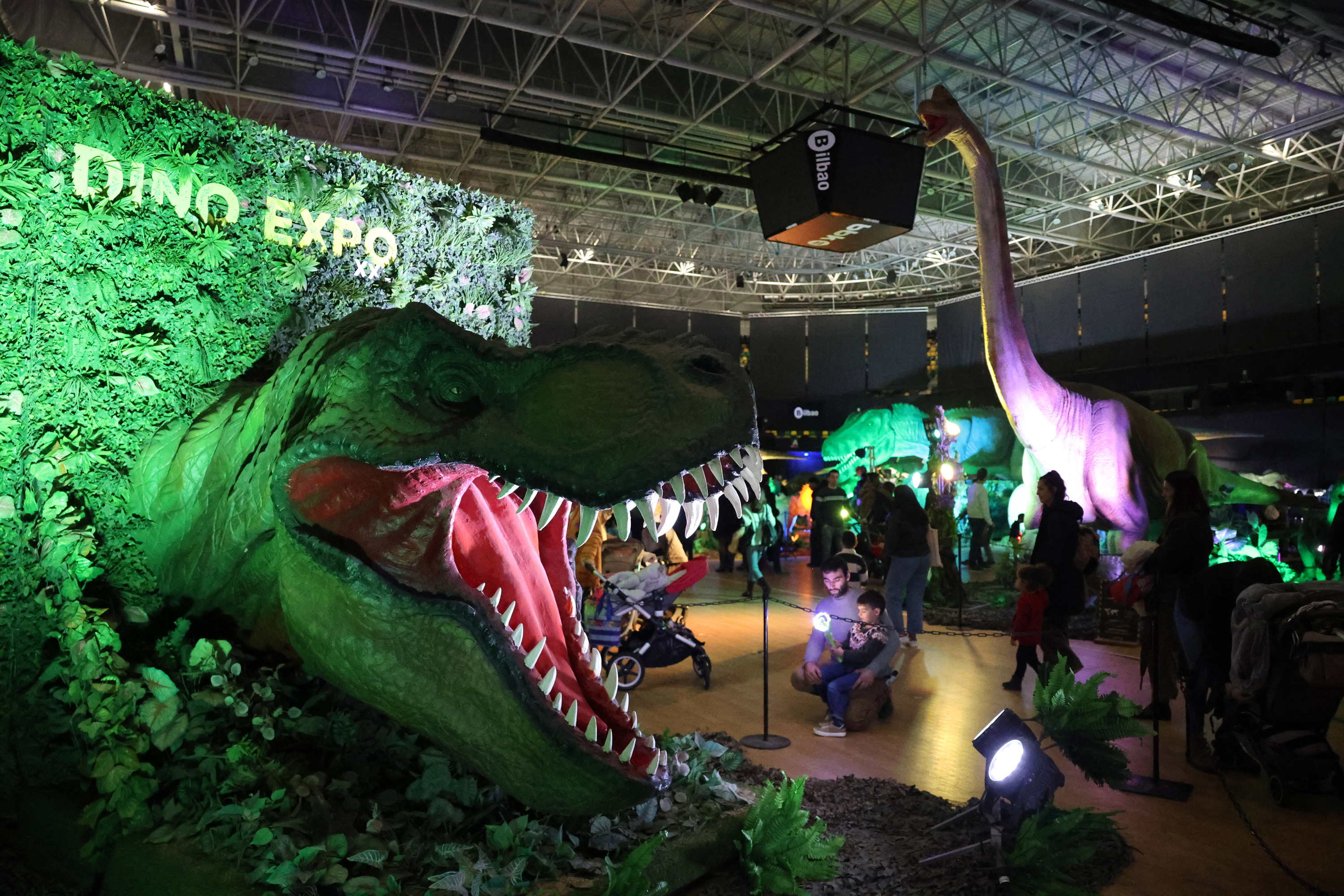 'Dino Expo XXL' izeneko erakusketa, gaur, Bilbo Arenan. OSKAR MATXIN EDESA / FOKU