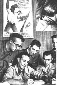  Xabier de Frutos ilustratzailea, margotzen. 'REVISTA ATALAYA'