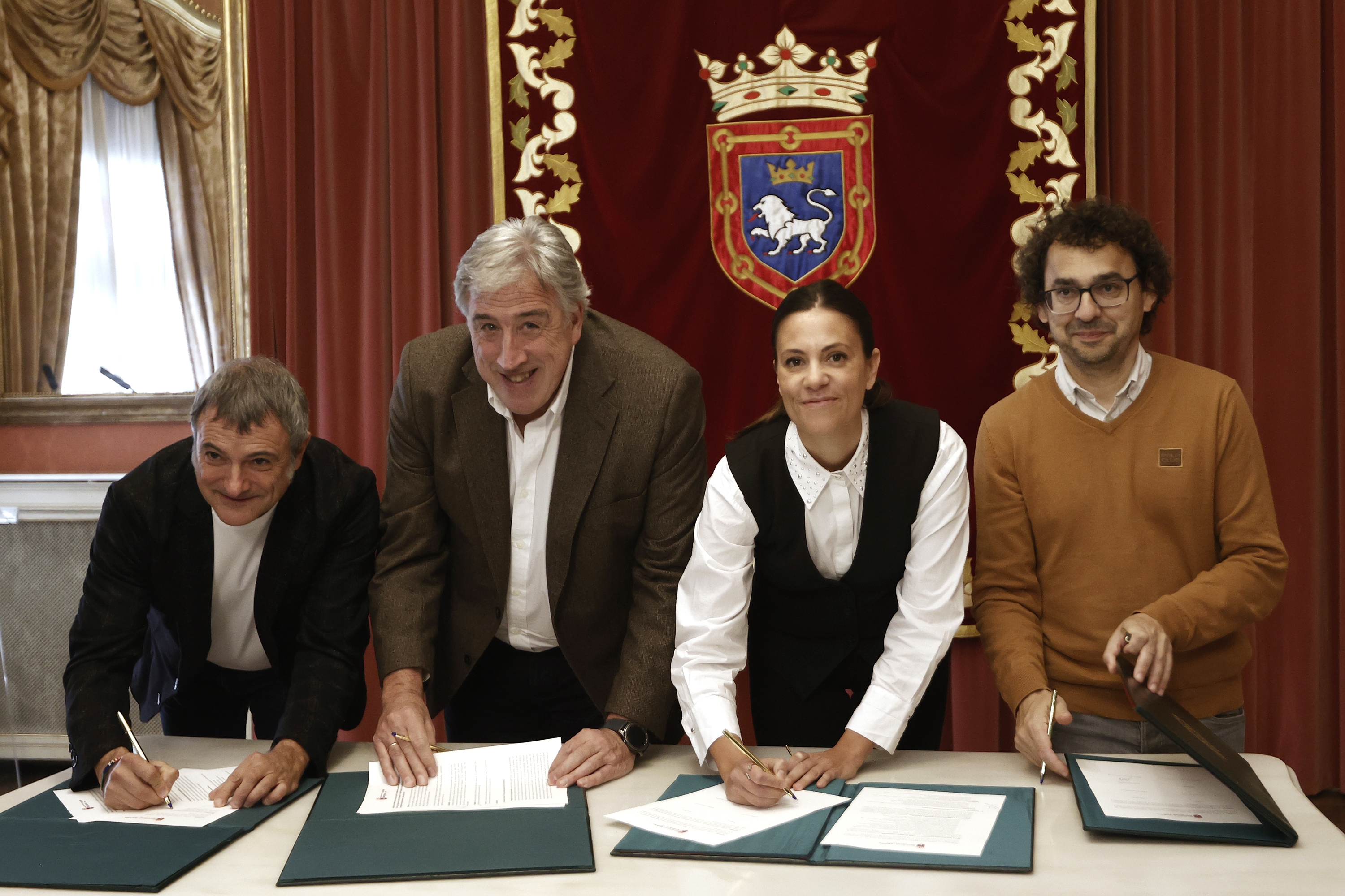 Asironen arabera, PSNrekin adostutakoen %90 bete du Iruñeko udal gobernuak