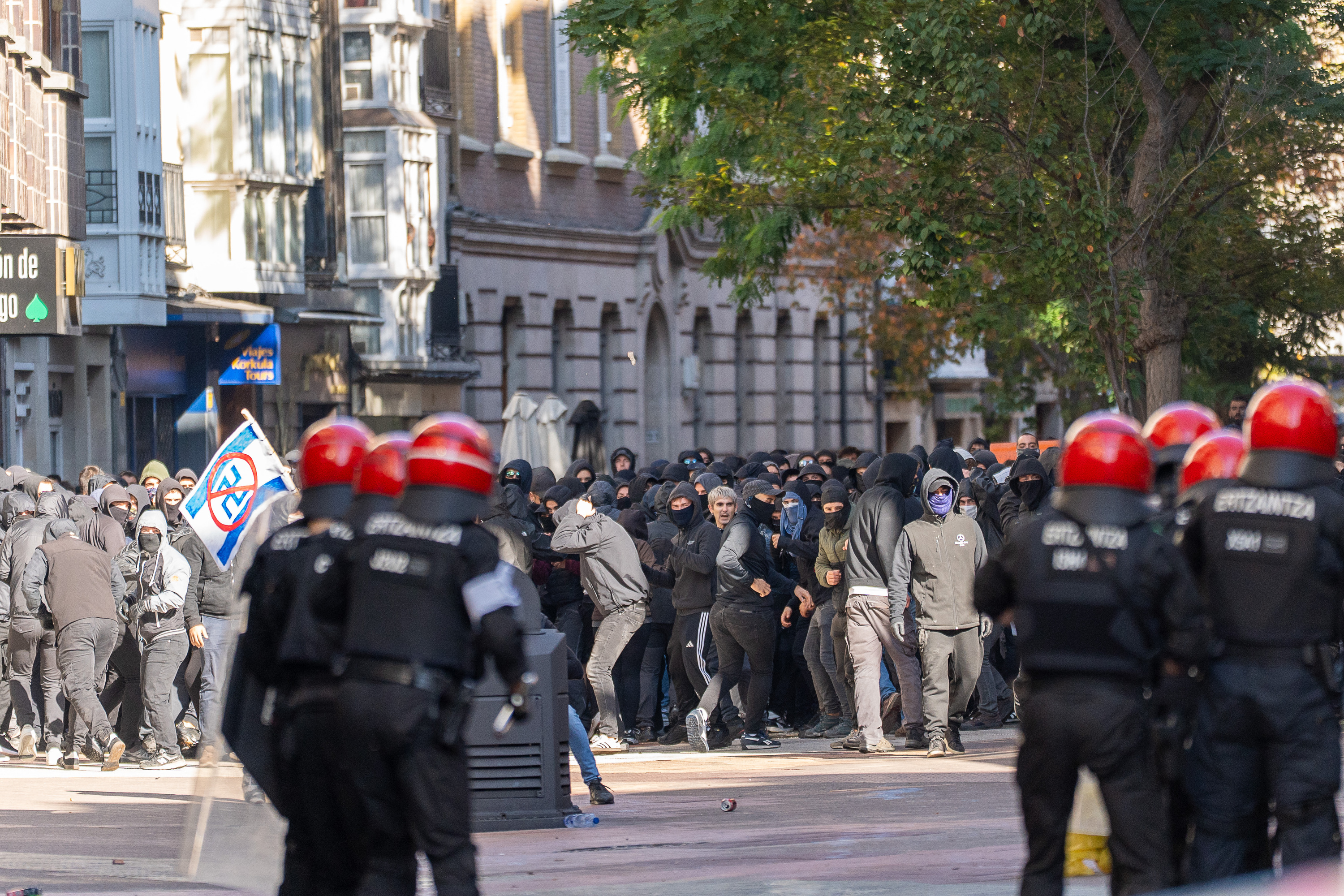 Iazko urriaren 12an izandako protestak, Gasteizen. AITOR KARASATORRE / FOKU