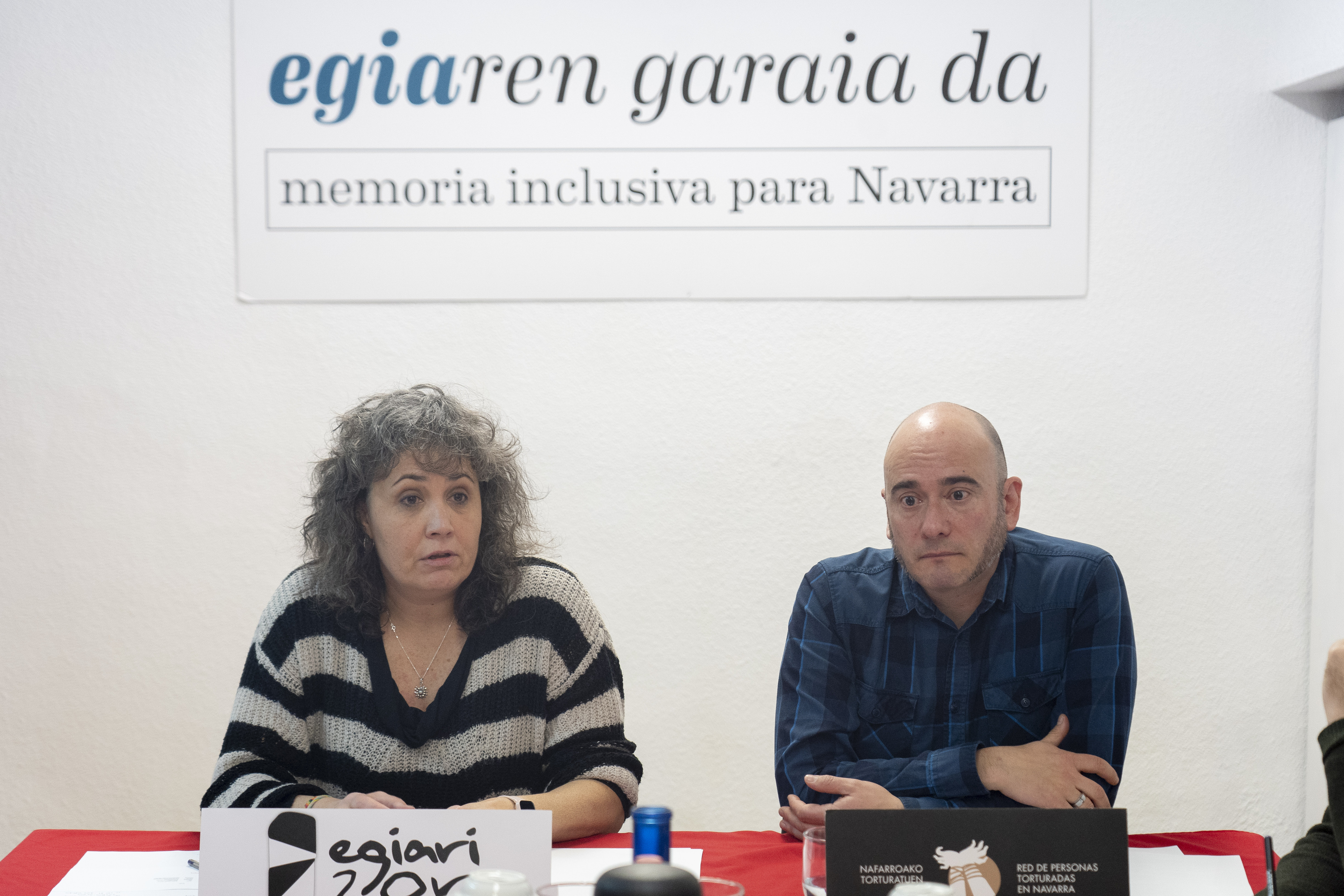 Ainara Gorostiaga, ezkerrean, Egiaren garaia da dinamikaren agerraldi batean. IÑIGO URIZ / FOKU