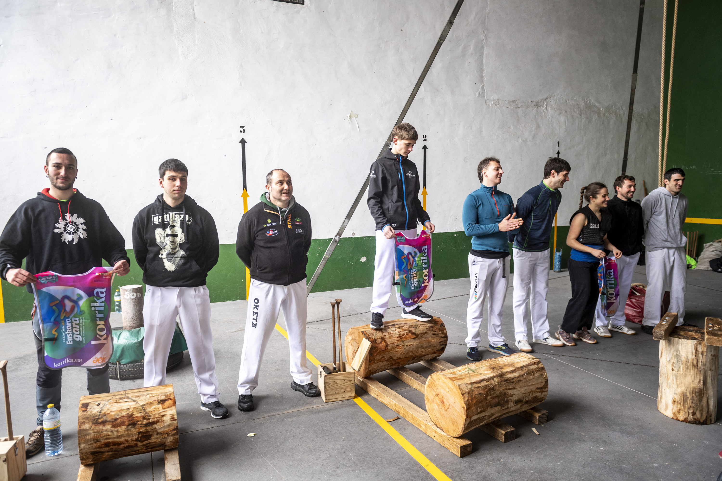 Herri kirolen erakustaldia egin dute Korrika festan. JAIZKI FONTANEDA / FOKU