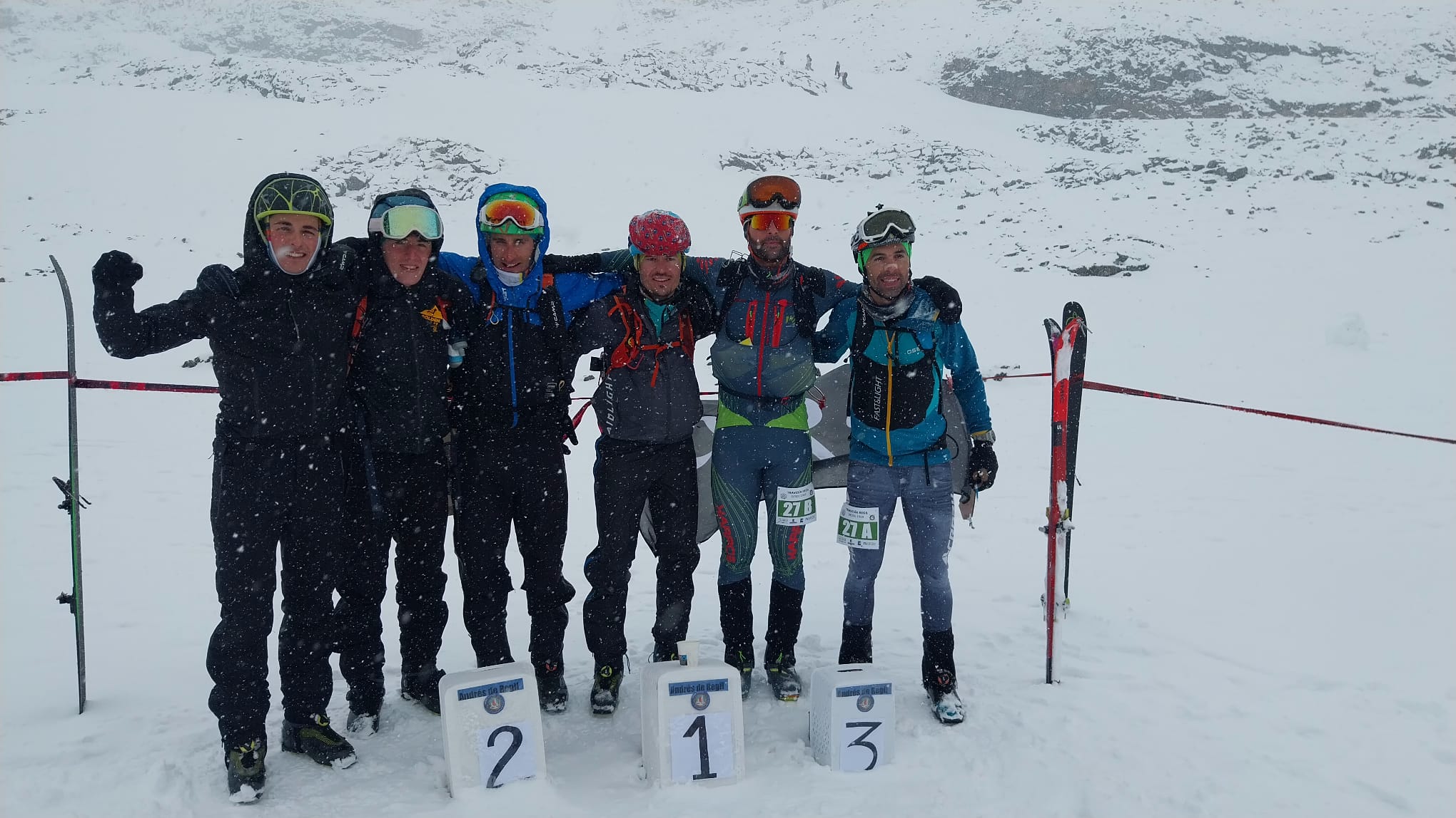 Andres Regil zeharkaldiaren 57. ekitaldiko irabazleak. REGIL ZEHARKALDIA