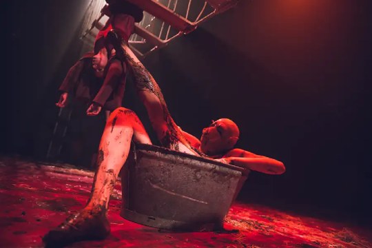 Uppercut Danseteatre konpainiaren 'Samba' pieza. BADI BERBER