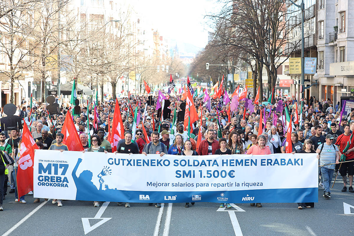 Bilboko manifestazioa gaur eguerdian. OSKAR MATXIN EDESA / FOKU