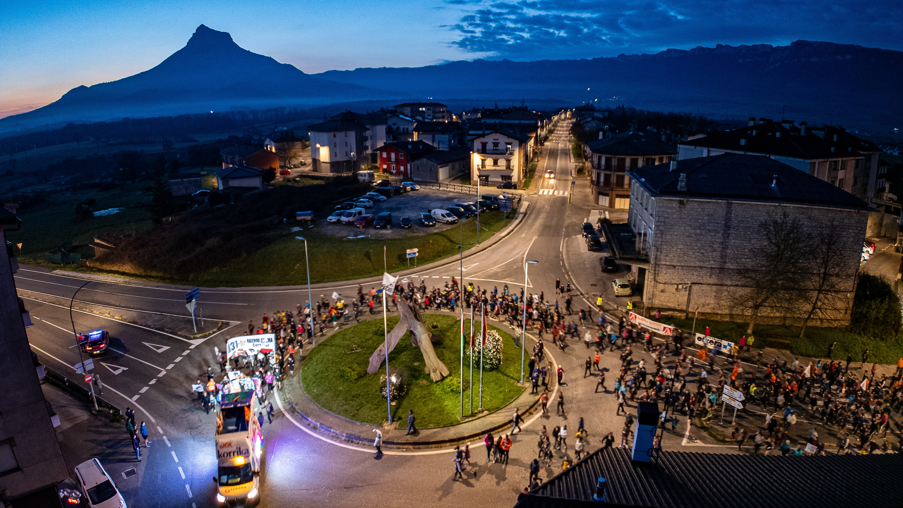 Pirinioetatik dator 24. Korrika