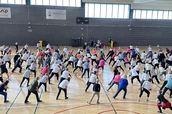 Adinekoak kirola egiten, Portugaleteko kiroldegi batean, artxiboko irudian. BERRIA