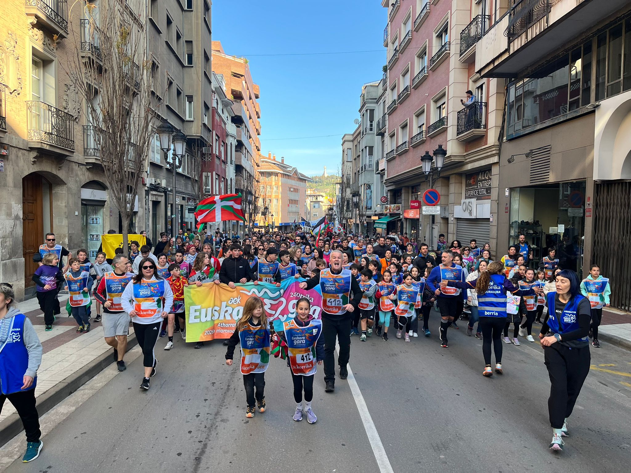 24. Korrika zuzenean. AEK