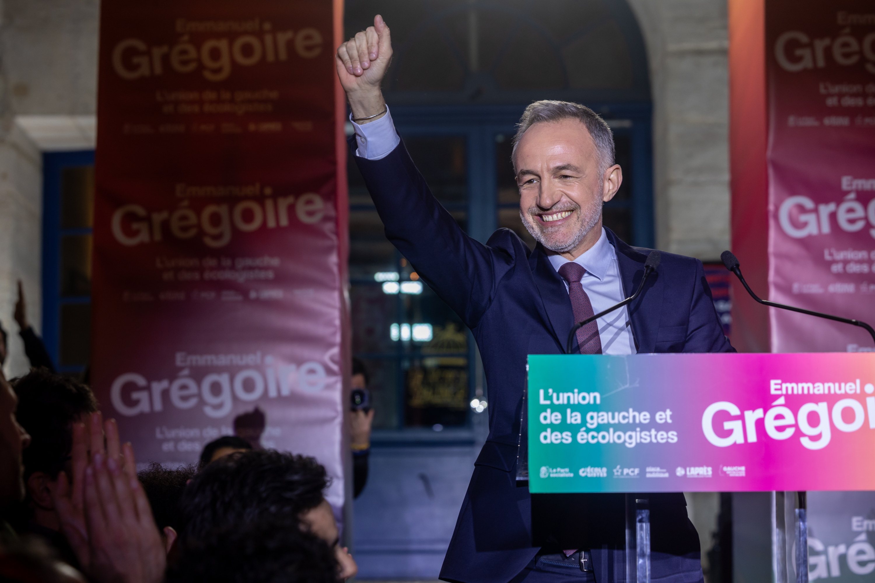 Alderdi Sozialistaren Parisko alkategai Emmanuel Gregoire, atzo, bigarren itzulian gailendu berritan. CHRISTOPHE PETIT TESSON / EFE