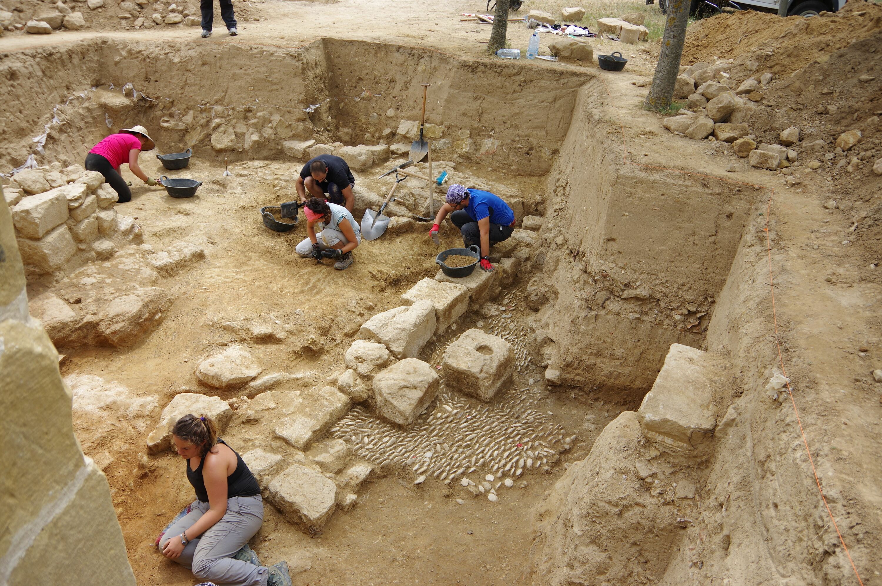 Torrentejoko jauregi erako eraikin monumentalaren indusketak. JUAN ANTONIO QUIROSEK UTZIA