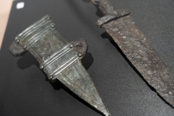 ERAKUSKETA, IRULEGITIK POMPELORA