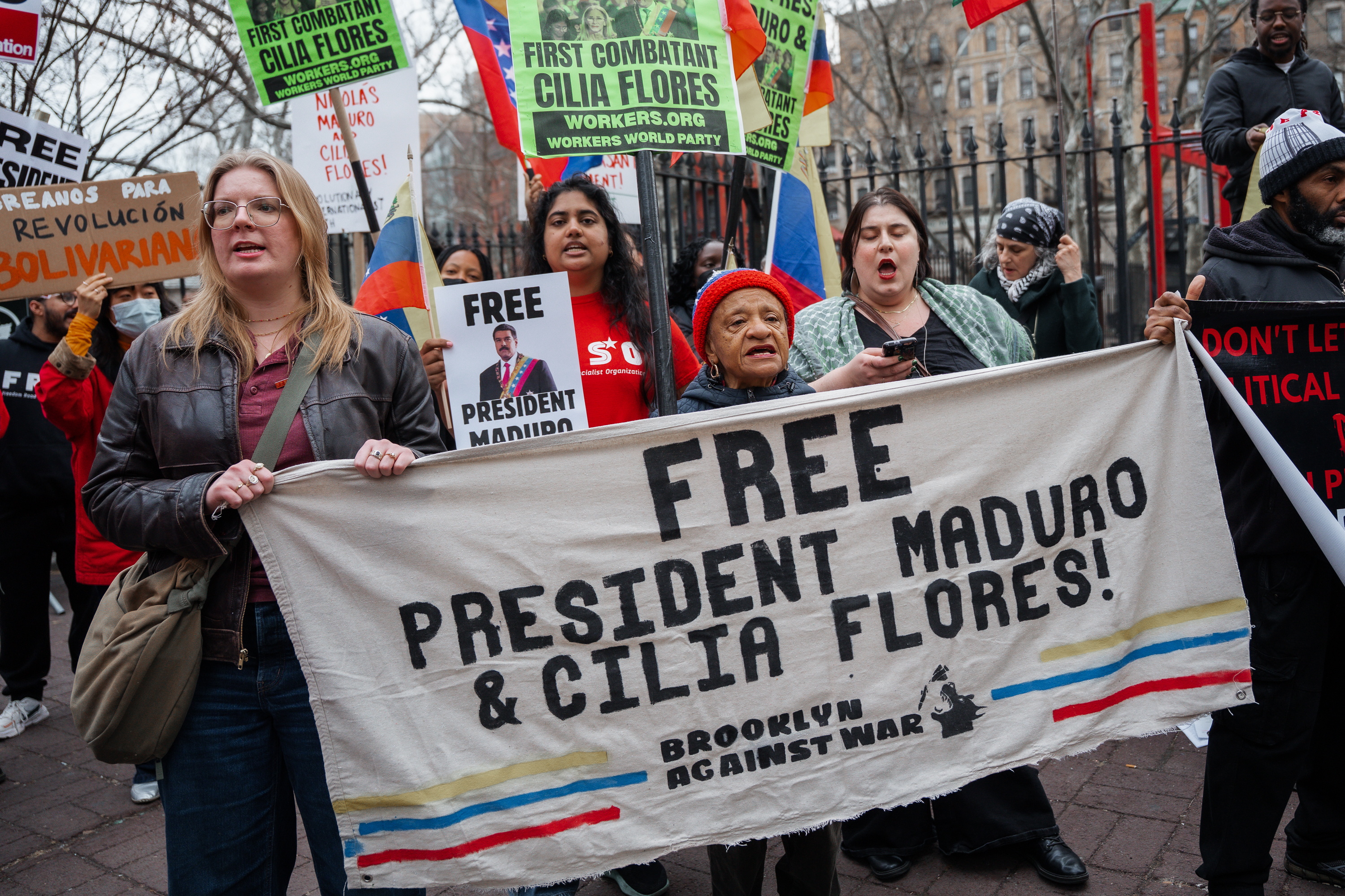 Maduroren aldekoak gaur, New Yorken. OLGA FEDOROVA / EFE