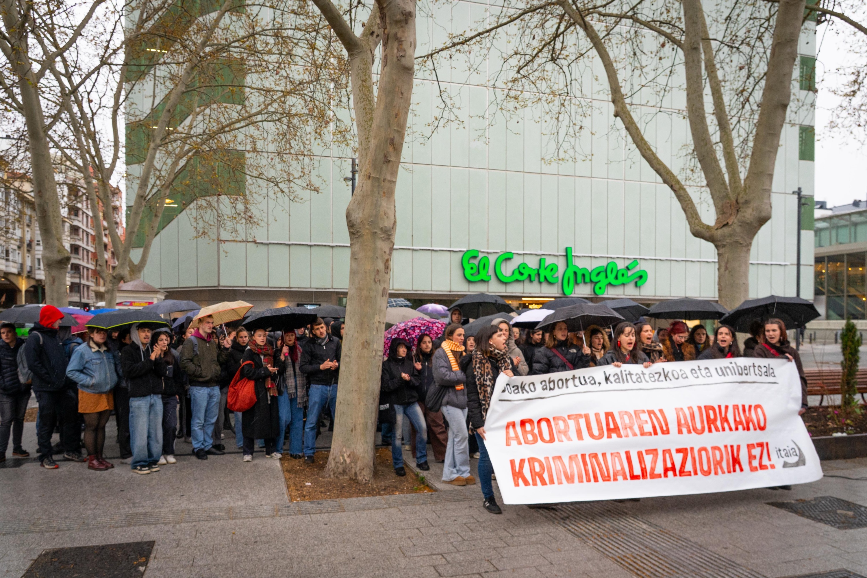 Itaiak Gasteizen egindako elkarretaratzea, gaur. ENDIKA PORTILLO / FOKU