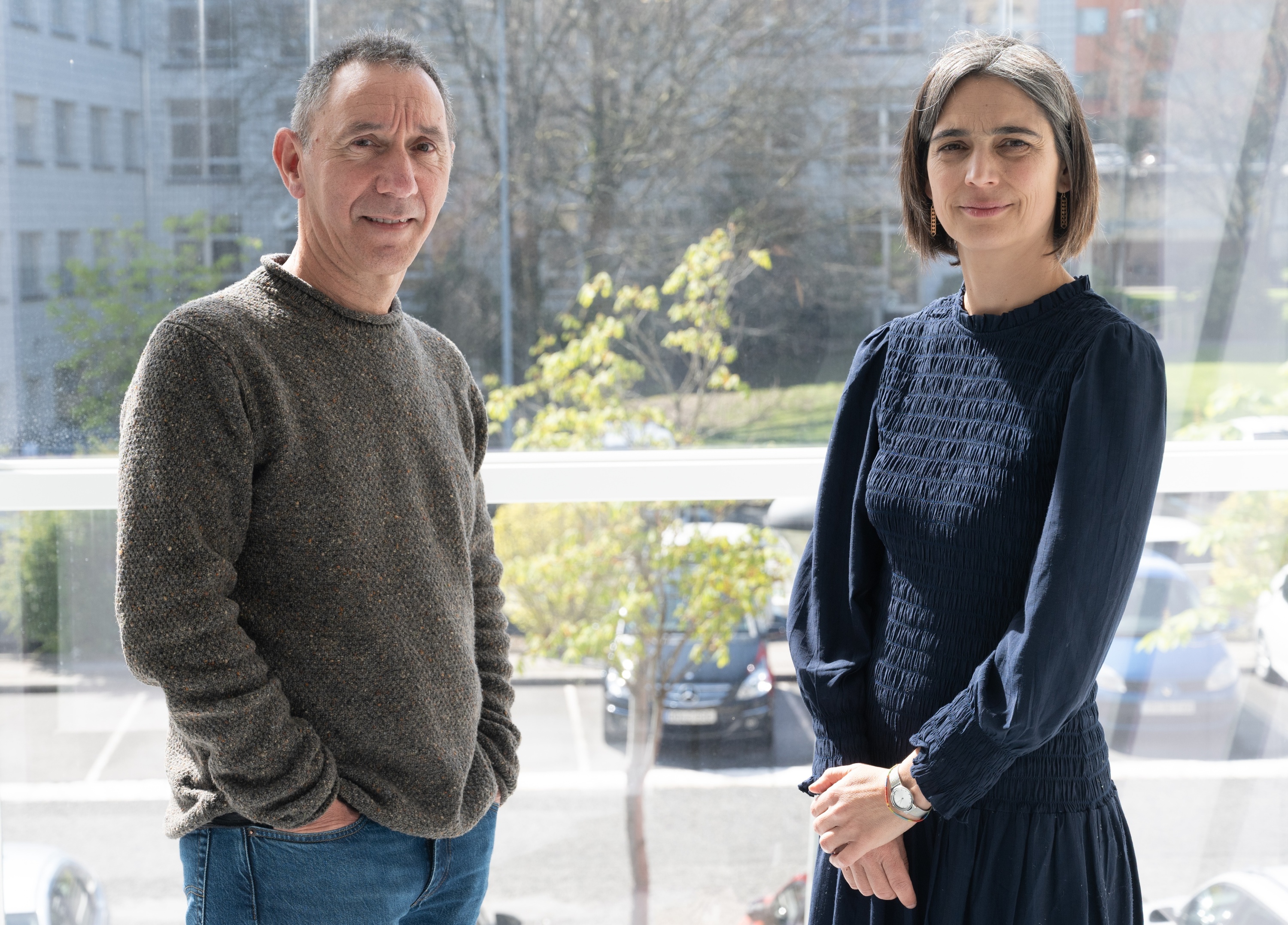 Xabier Arregi eta Itziar Aldabe, EHUren Informatika fakultatean. GORKA RUBIO / FOKU Xabier Arregi eta Itziar Aldabe, EHUren Informatika fakultatean. GORKA RUBIO / FOKU