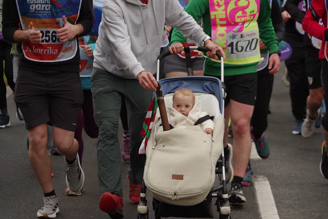 Haurrek ere lekukoa eraman dezakete. AEK