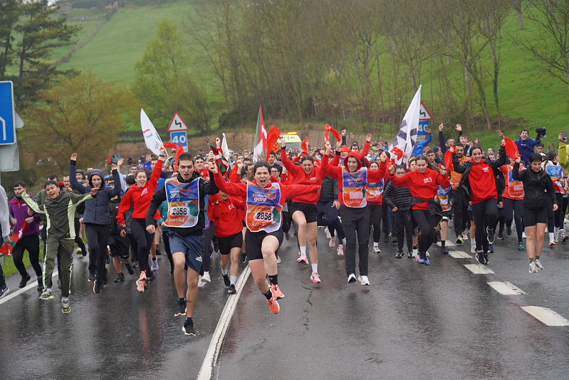 Korri eta jauzi, Zumarragan. AEK