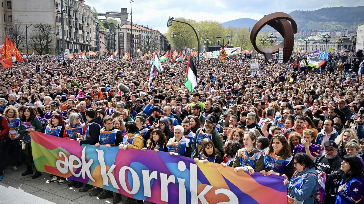 Milaka Milaka euskaltzale Bilbon bilduta, amaitu da 24. Korrika