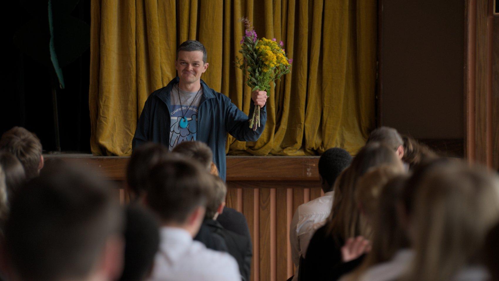 'I Swear' filmeko irudi bat. BERRIA