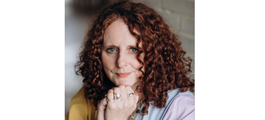 Maggie O'Farrell idazlea. DASHA TENDITNA