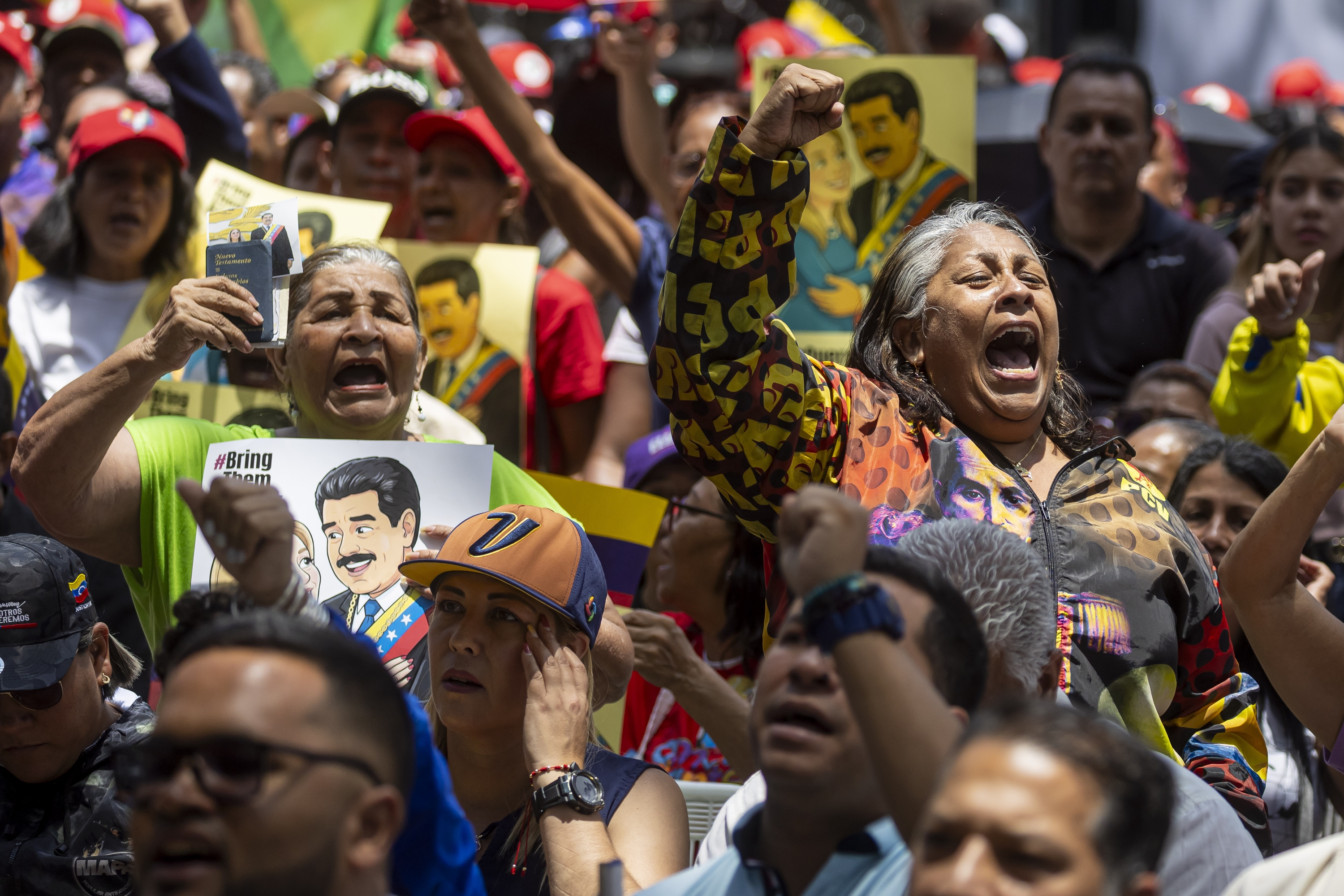 Nicolas Maduro eta Cilia Flores aska ditzatela exijitzeko protesta bat, martxoan, Caracasen. MIGUEL GUTIERREZ / EFE