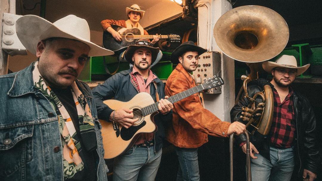 La Txama taldea, artxiboko irudi batean. LA TXAMA