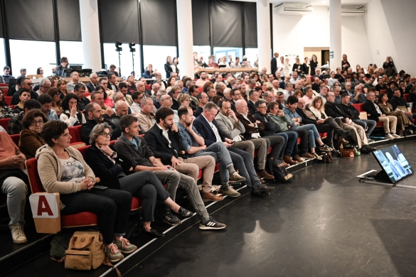 (ID_17758993100835) (/EZEZAGUNA) (ID_17758993100835) (/EZEZAGUNA)