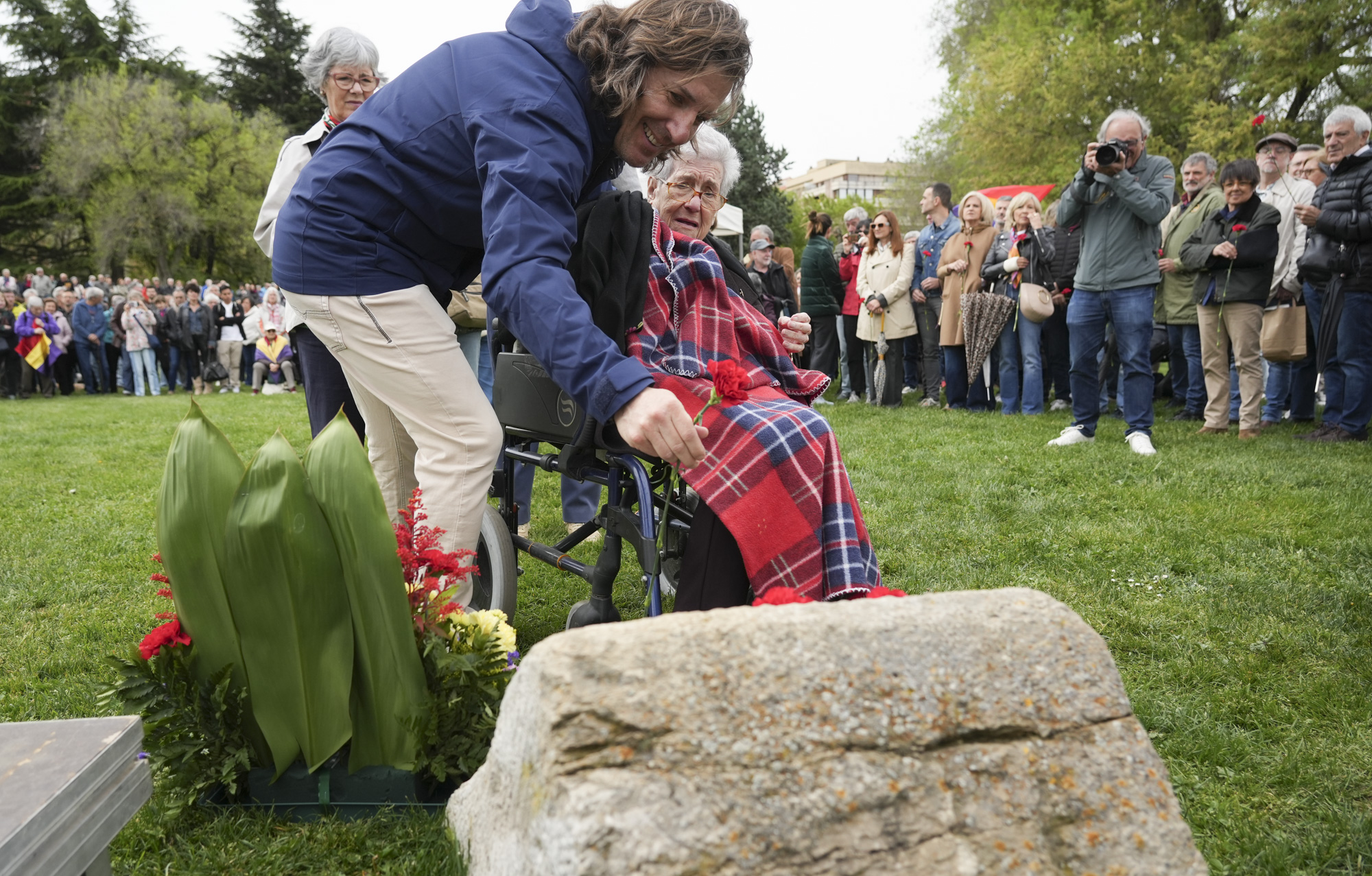 Nafarroako Fusilatuen Senideen Elkartearen omenaldia