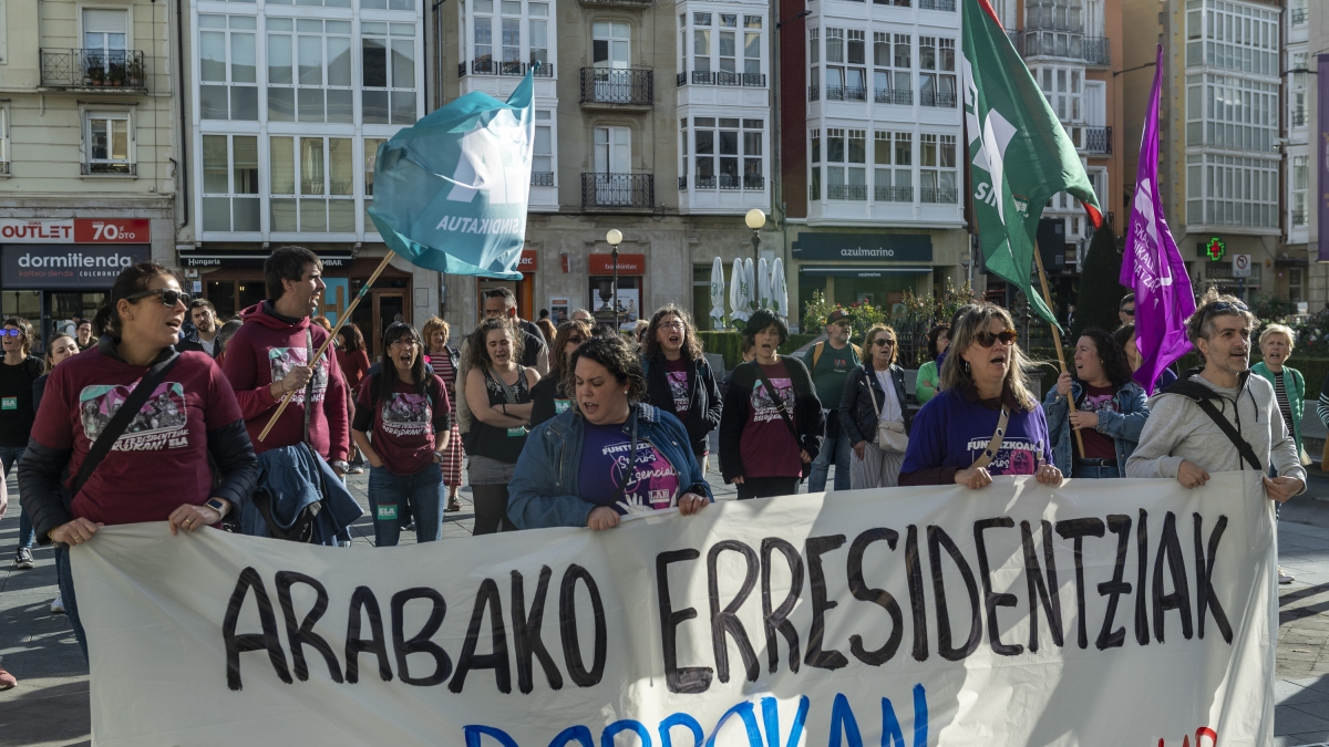 Labek LABek ez du Arabako zahar etxe pribatuetako lan ituna sinatuko