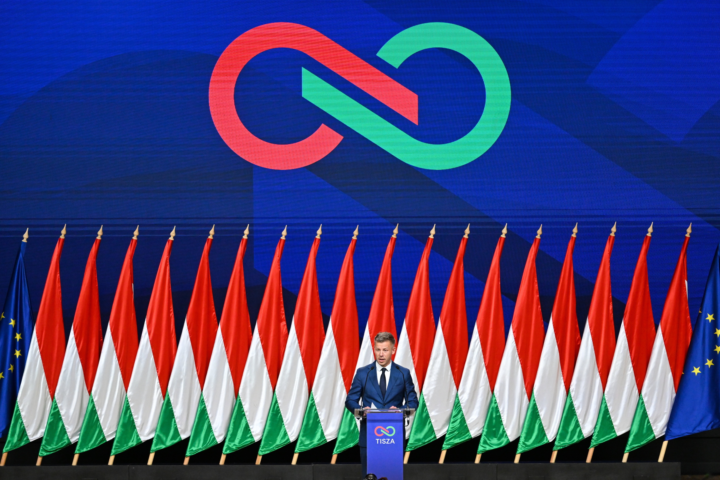 Peter Magyar bozen irabazleak agerraldia egin du gaur Budapesten. TIBOR ILLYES / EFE