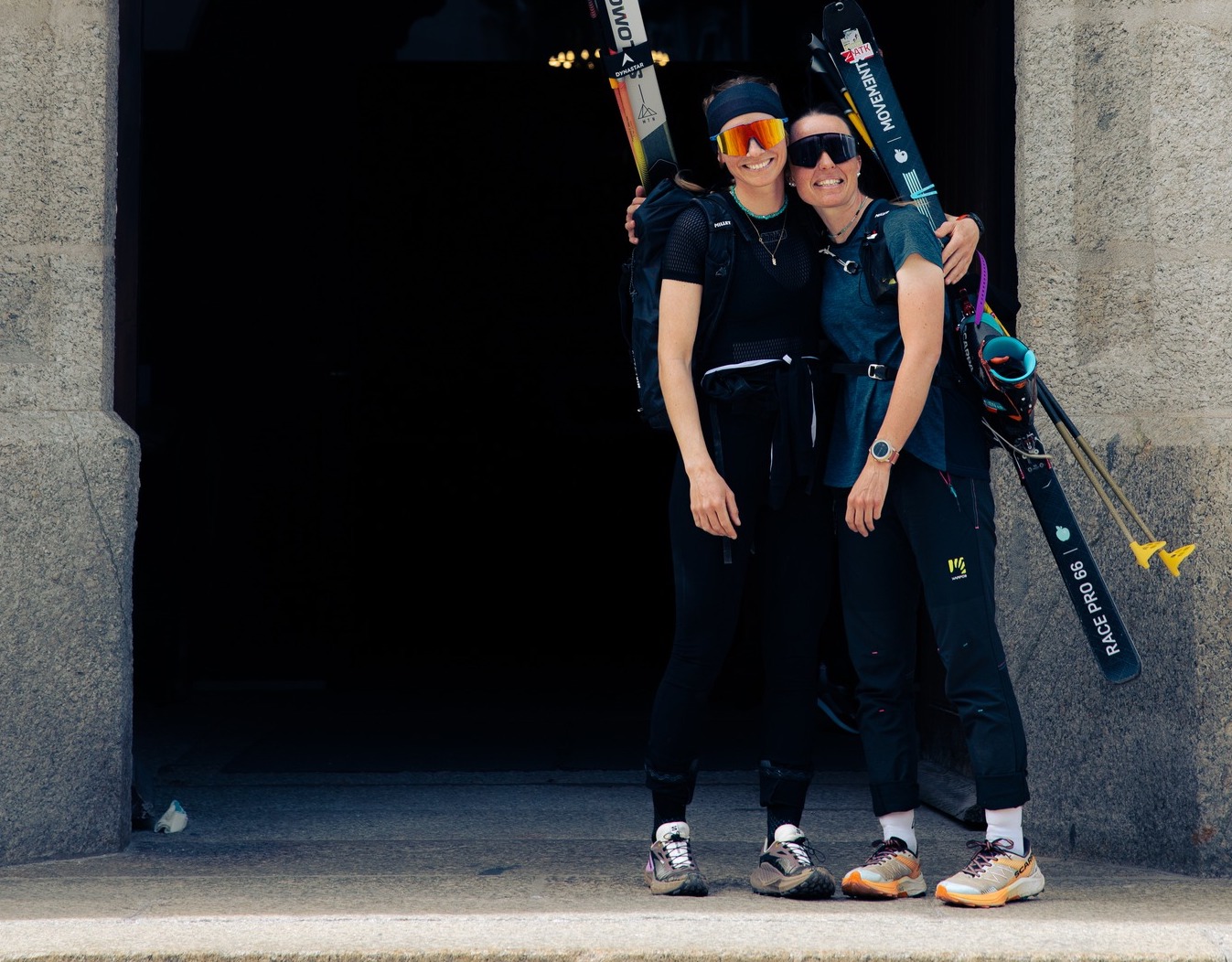 Marie Pollet-Villard eta Laurie Renoton eskiatzaile frantziarrak