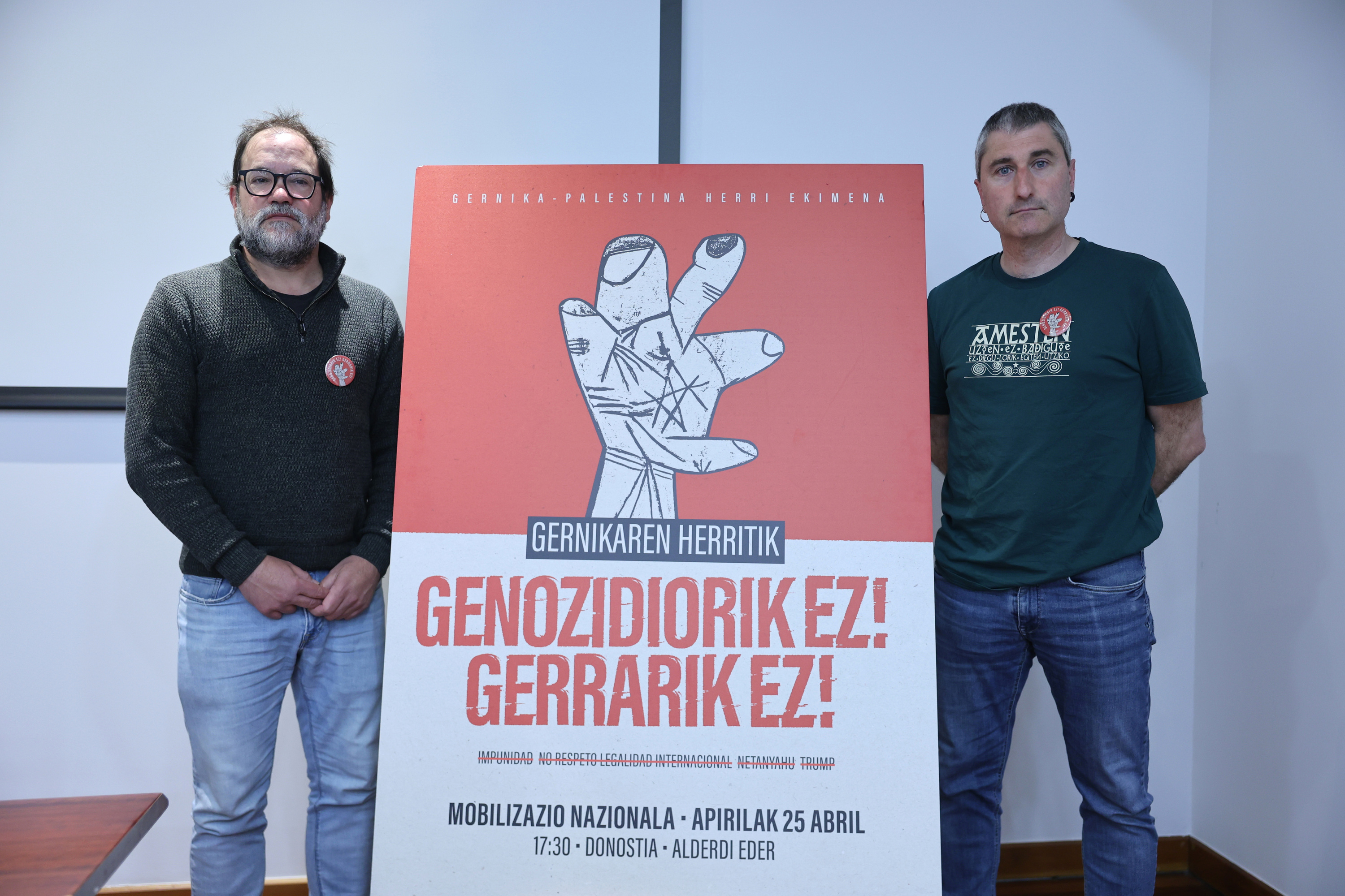 Gernika-Palestinako Eneko Gerrikabeitia eta Ibon Meñika, gaur, Bilbon. OSKAR MATXIN EDESA / FOKU