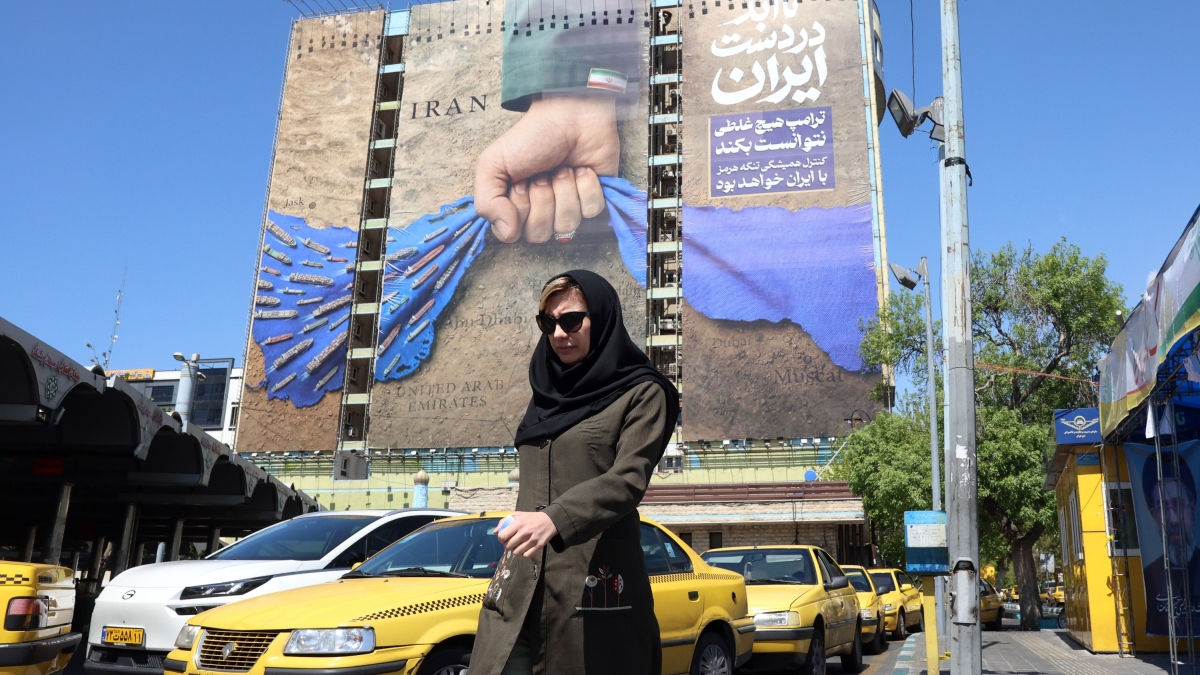 Bigarren negoziazio sortari begira, Iranek eta AEBek presioa areagotu dute