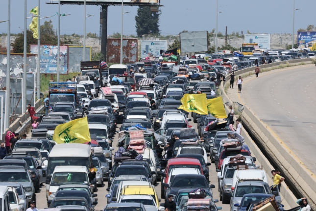 Auto ilarak gaur Libano hegoaldean, Tiro hiriaren inguruan. WAEL HAMZEH / EFE