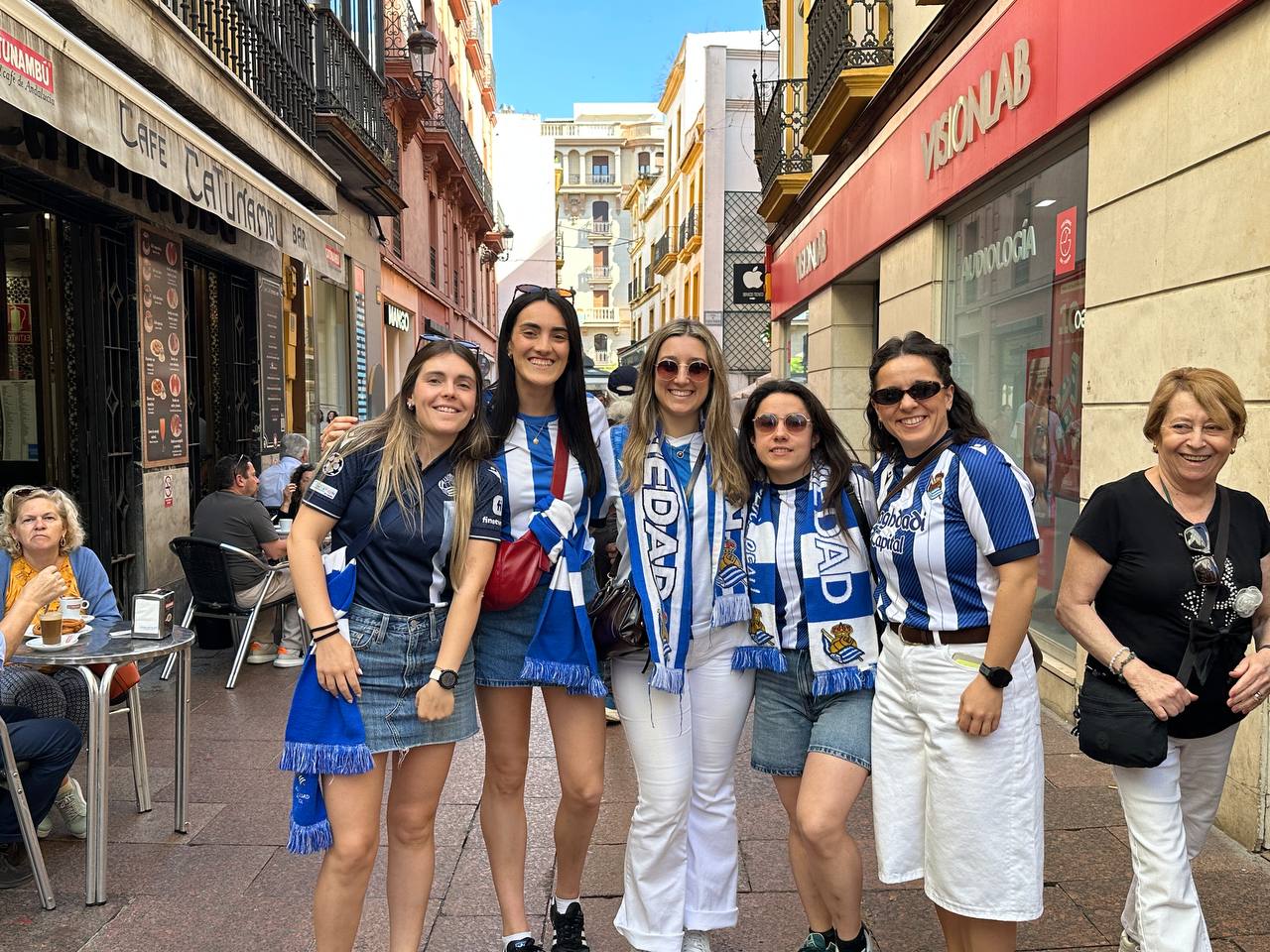 Hernaniko realzaleak Sevillan. AINARA RODIL