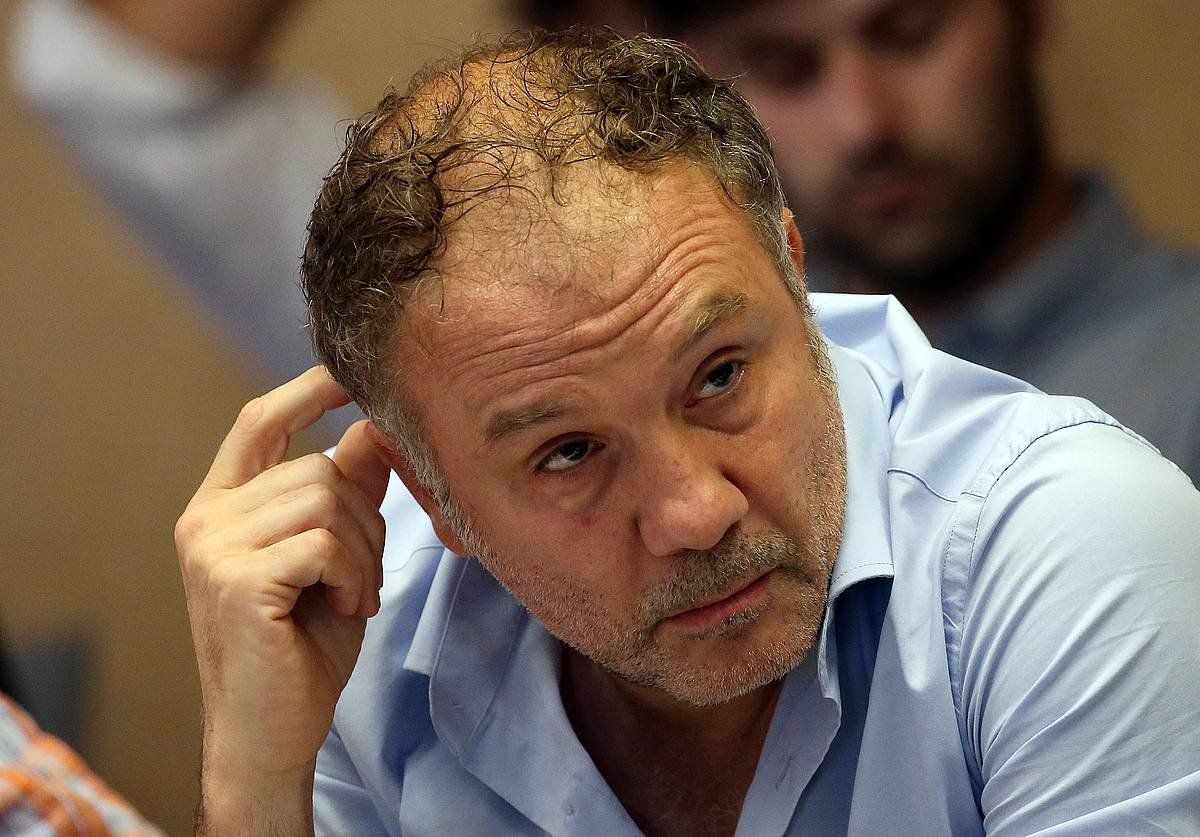 Henri Etxeto sozialista, 2019ko argazki batean. Etxegarairen aurkari izanen da bigarren itzulian. BOB EDME