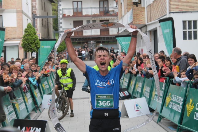 Beñat Albisu Berako 20. maratoi erdiaren irabazlea
