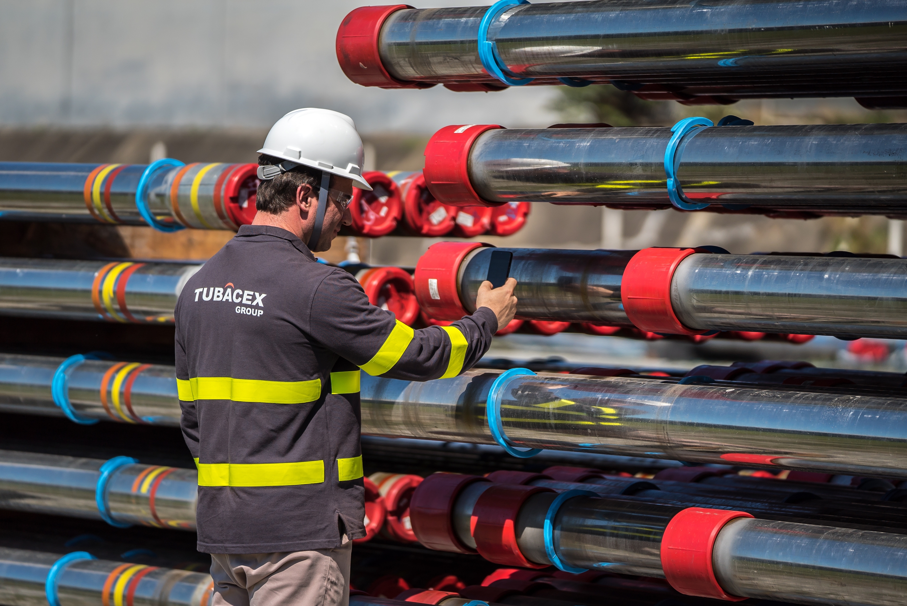 Tubacexeko langile bat beharrean, artxiboko irudi batean. BERRIA