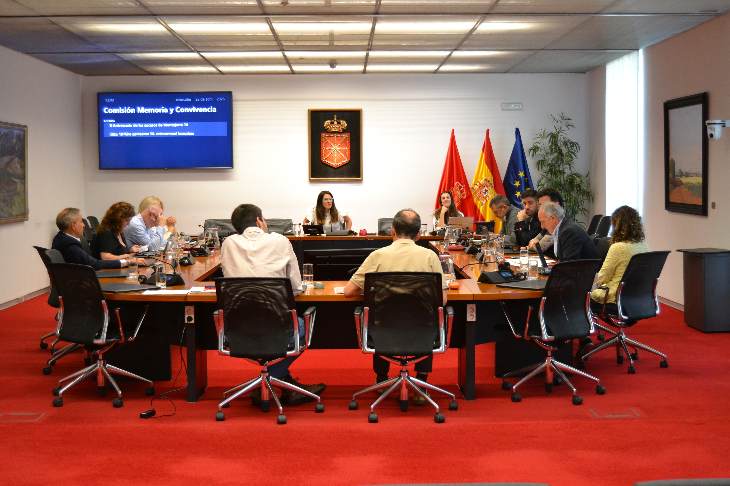 Montejurrako hilketa «estatuaren terrorismoa» izan zela aitortu du Nafarroako Parlamentuak