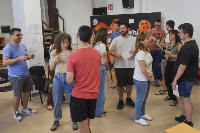 Ikasleak AEK-ko Iruñezar euskaltegian, gaur, Iruñean. IDOIA ZABALETA / FOKU