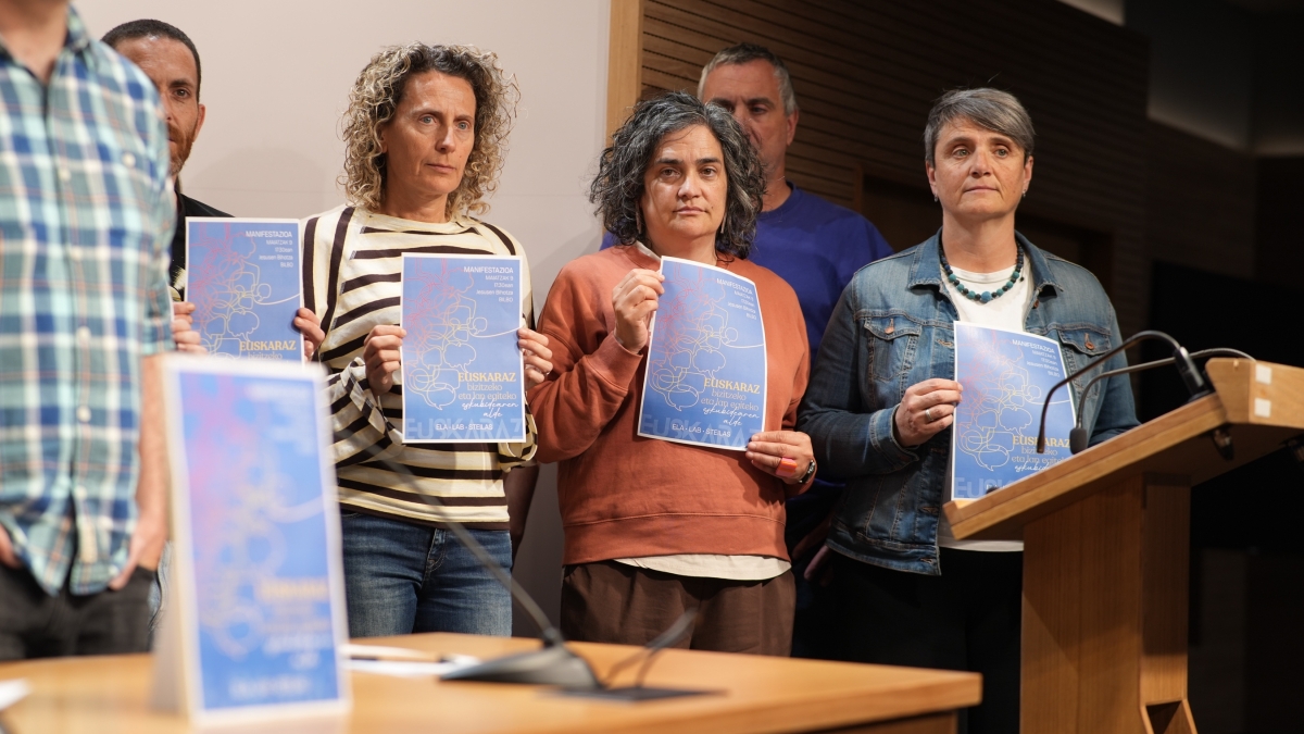 ELAk eta LABek euskararen aldeko manifestazio batera deitu dute; maiatzaren 9an izango da, Bilbon