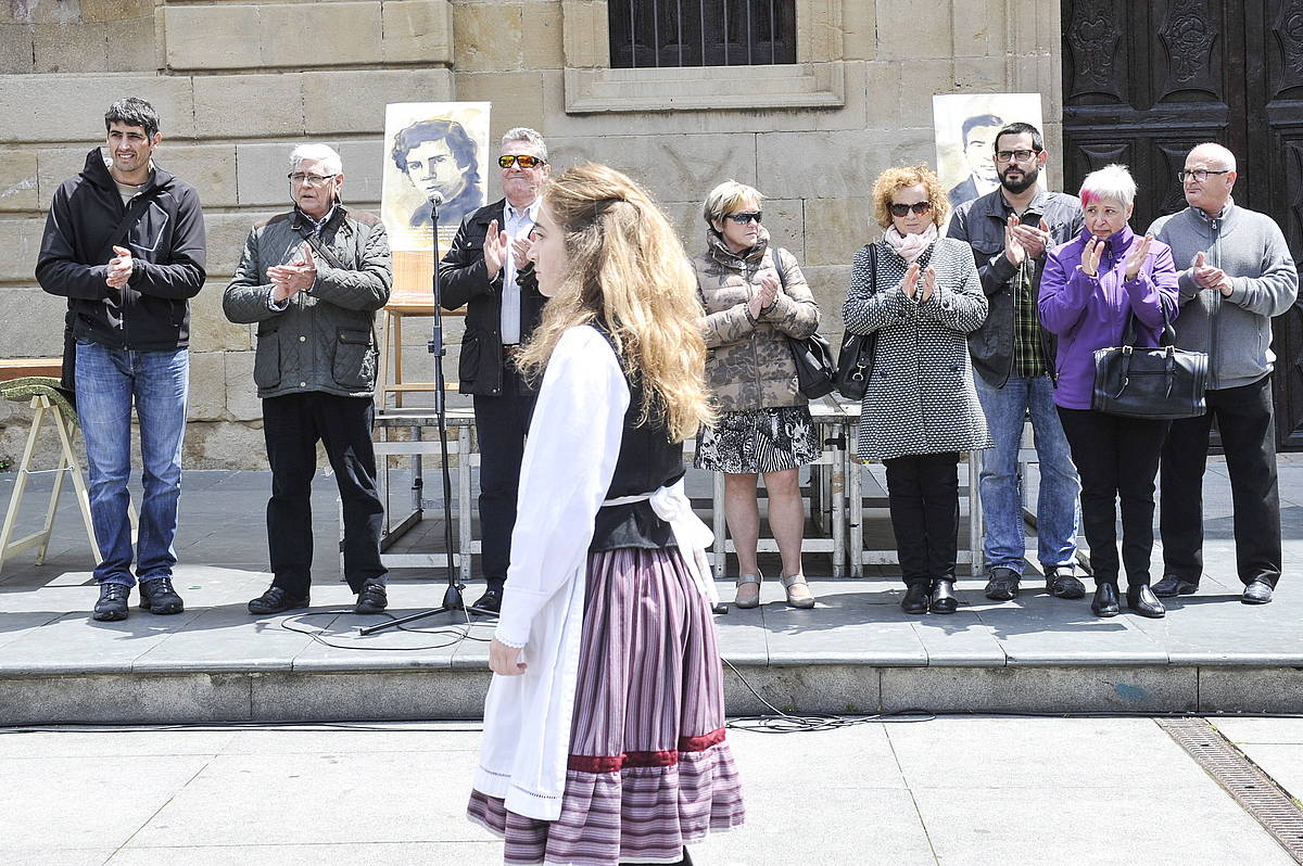 Espainiako Gobernuak «ahal duen guztia» egingo du Montejurrako biktimak erreparatzeko