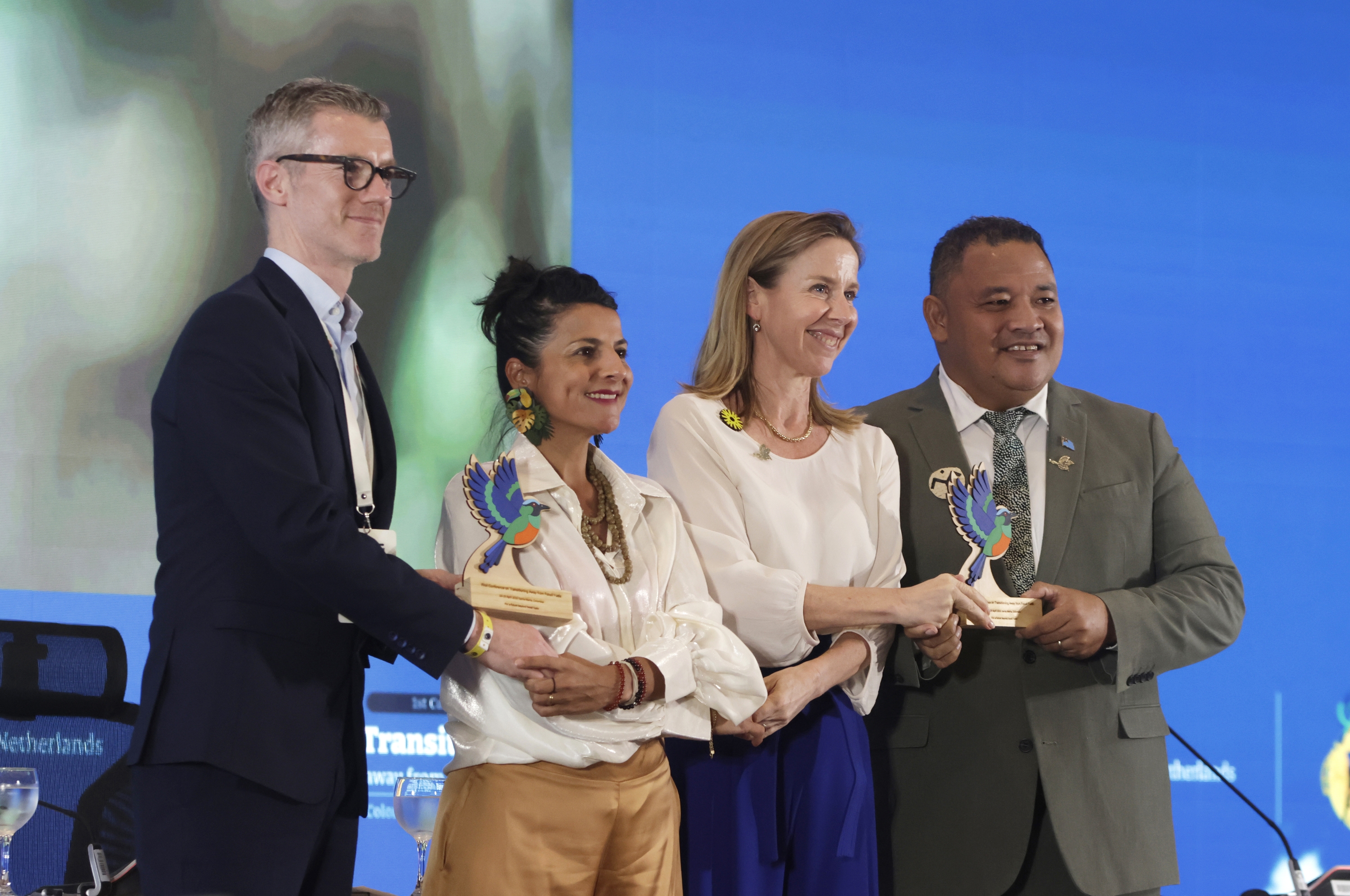 Ezkerretik eskuinera, Irlandako, Kolonbiako, Herbehereetako eta Tuvaluko Ingurumen idazkari eta ministroak. RICARDO MALDONADO ROZO / EFE