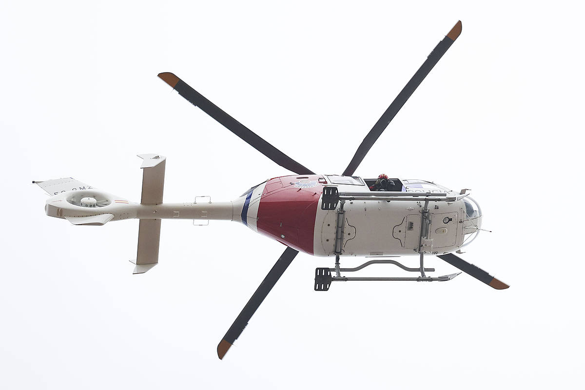 Ertzaintzaren helikoptero bat. LUIS TEJIDO / EFE