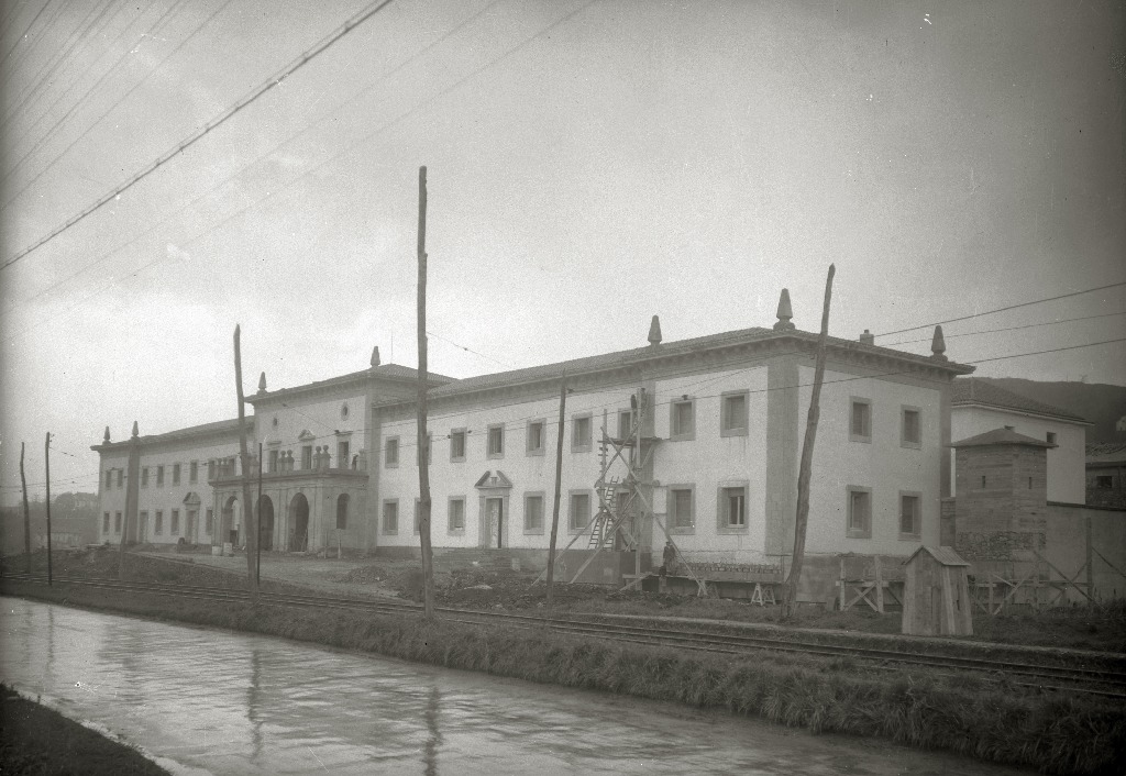 Martuteneko kartzela 1948an, ireki berritan. PACO MARI / KUTXATEKA