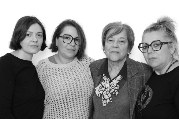Museo Migrante Migranterako beren aitonaren istorioa kontatu duten lau ahizpa. ANGELICA DASS Museo Migrante Migranterako beren aitonaren istorioa kontatu duten lau ahizpa. ANGELICA DASS