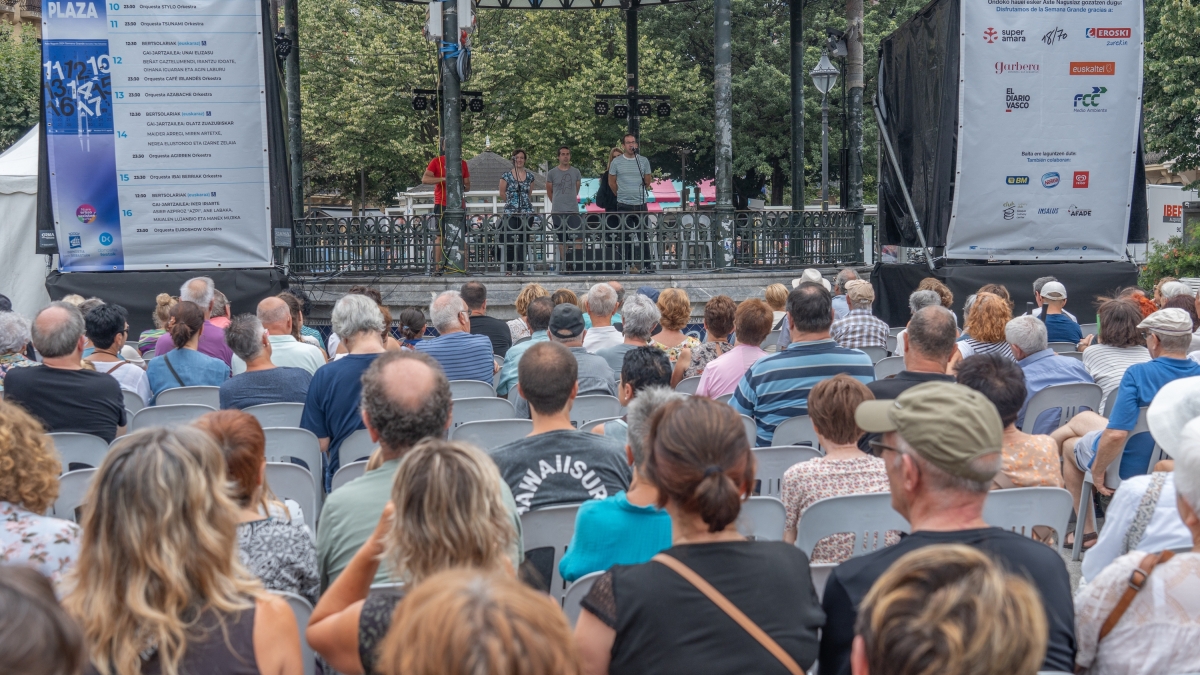 Donostiyako Bertso Potajia bertsozaleen topagunea egingo dute ...